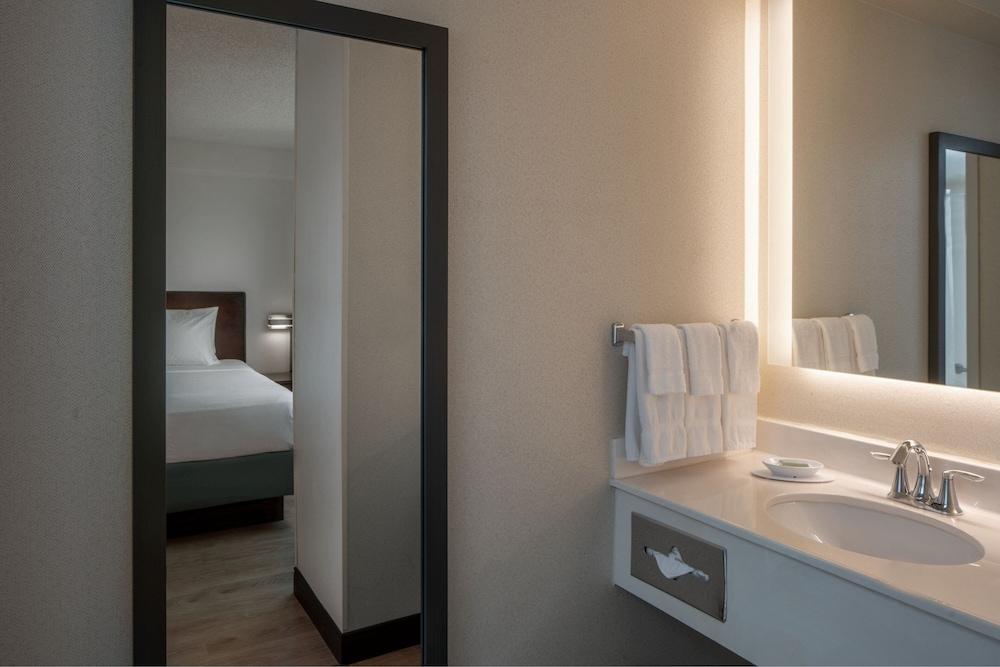 SpringHill Suites Marriott Ft Lauderdale Airport/Cruise Port photo 11