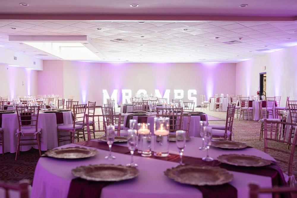 Spark by Hilton Bensalem Philadelphia photo 24