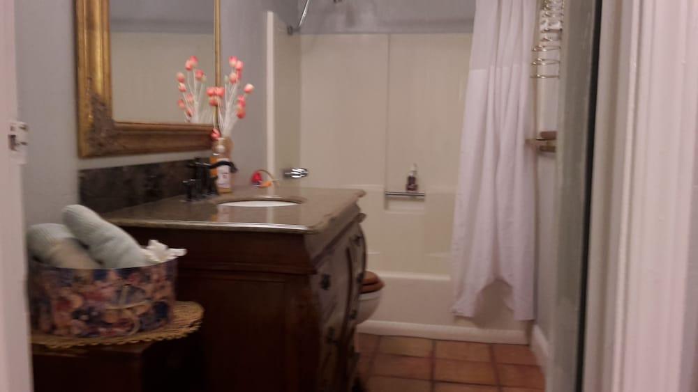 Pine Rose Inn photo 15