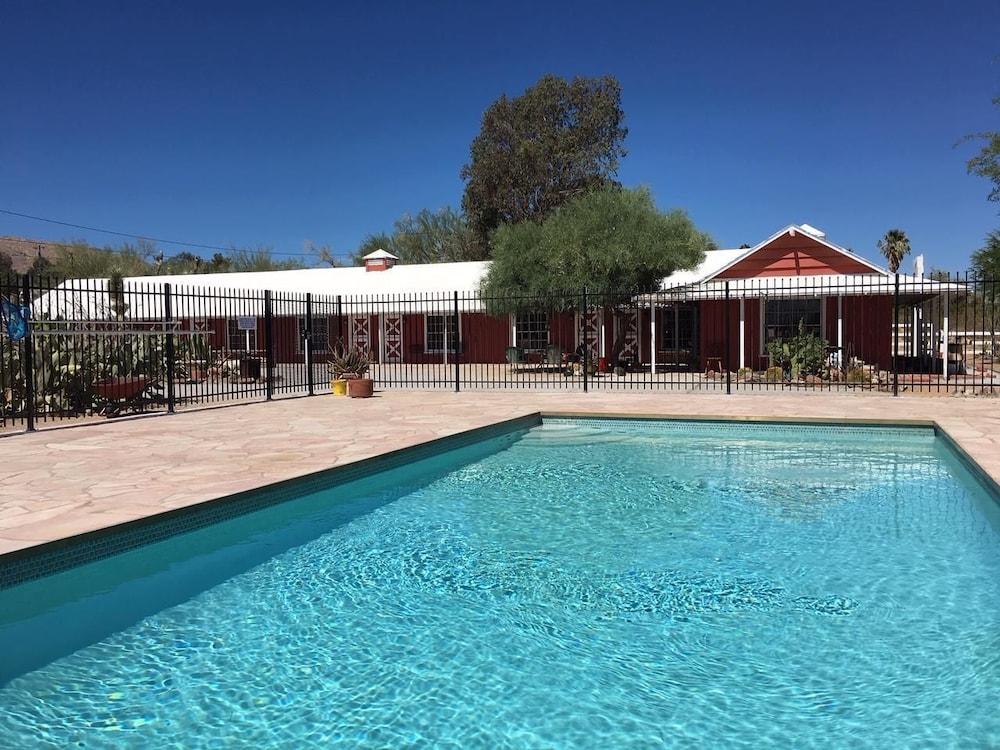 Joshua Tree Ranch House photo 19