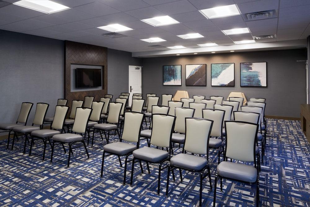 Residence Inn by Marriott Carlsbad photo 55