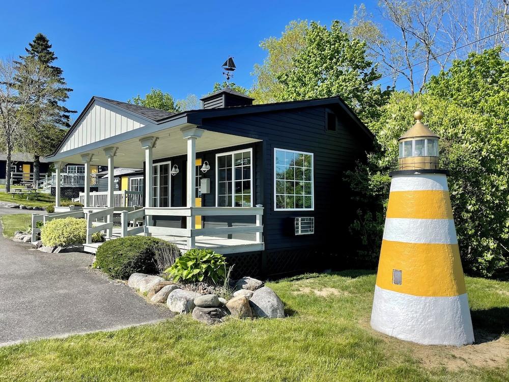 Seascape Motel & Cottages photo 44