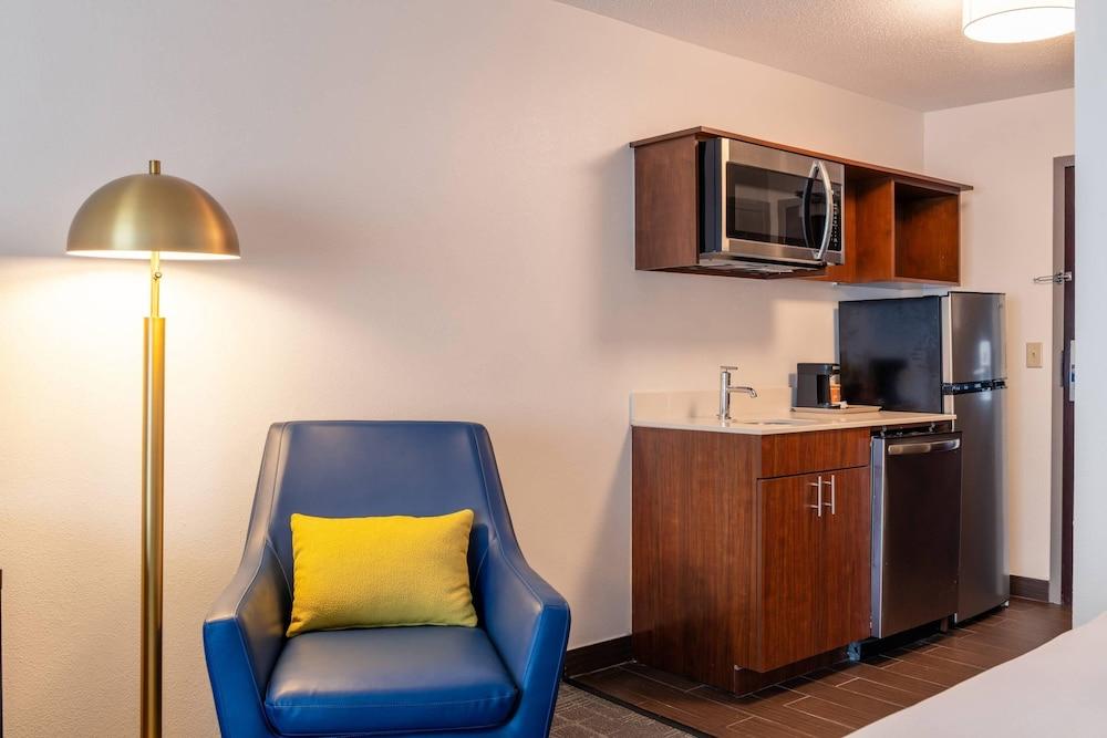 Comfort Inn Danvers - Boston North Shore photo 13