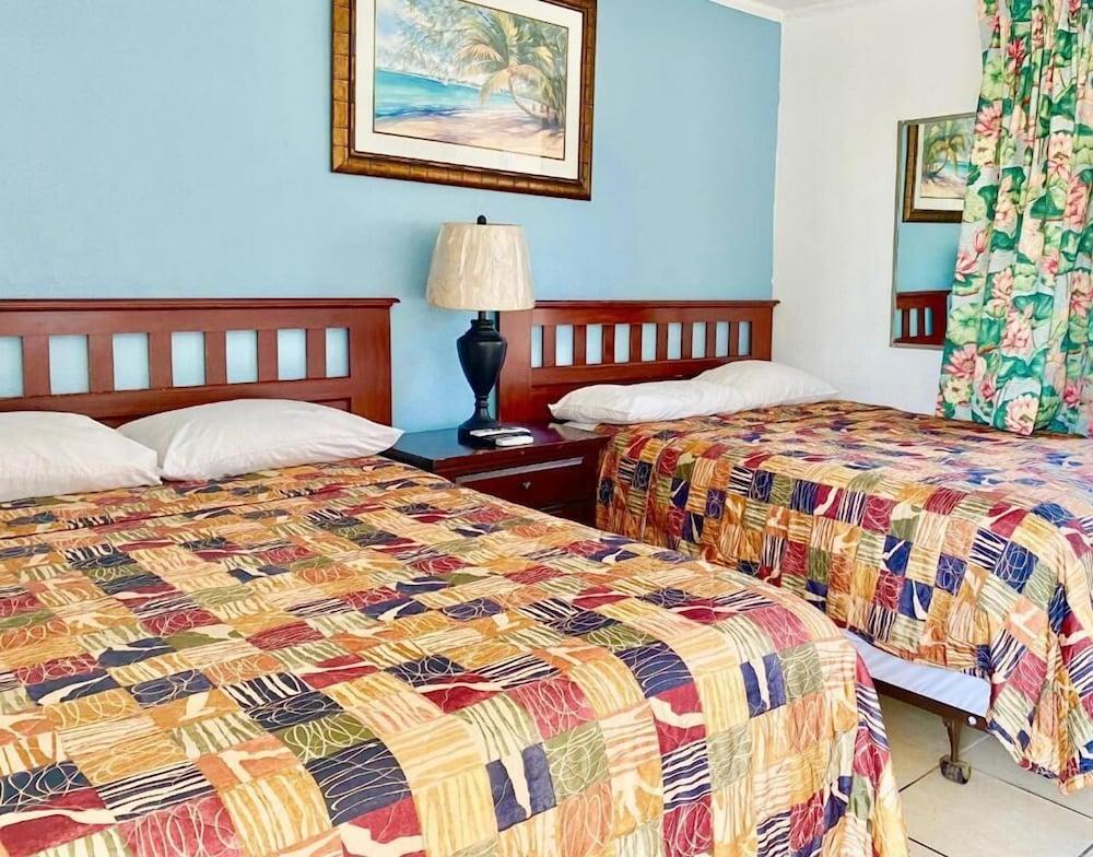 Glades Motel photo 3