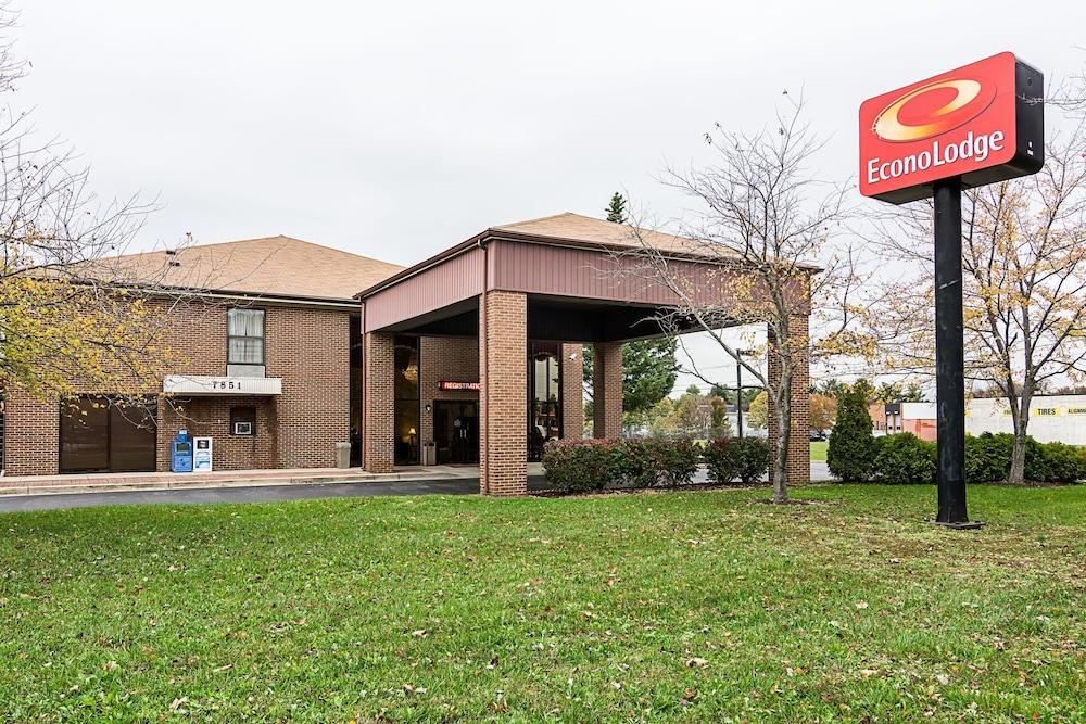 Econo Lodge Andrews Air Force Base photo 35