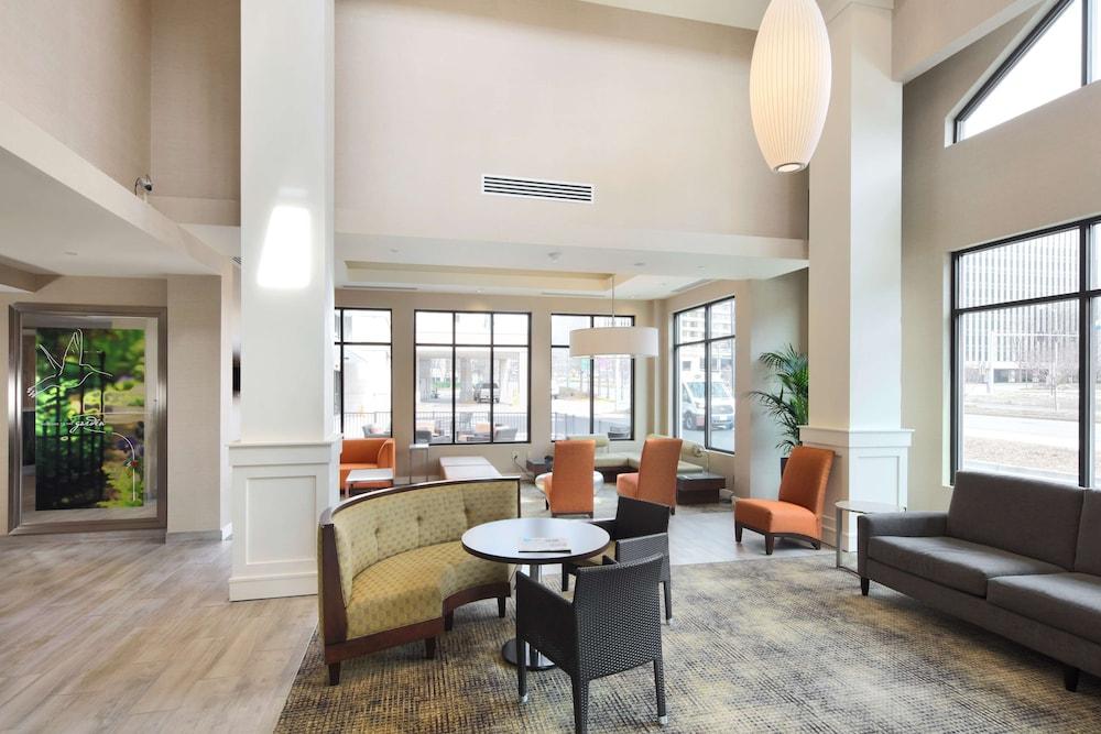 Hilton Garden Inn Reagan National Airport photo 21