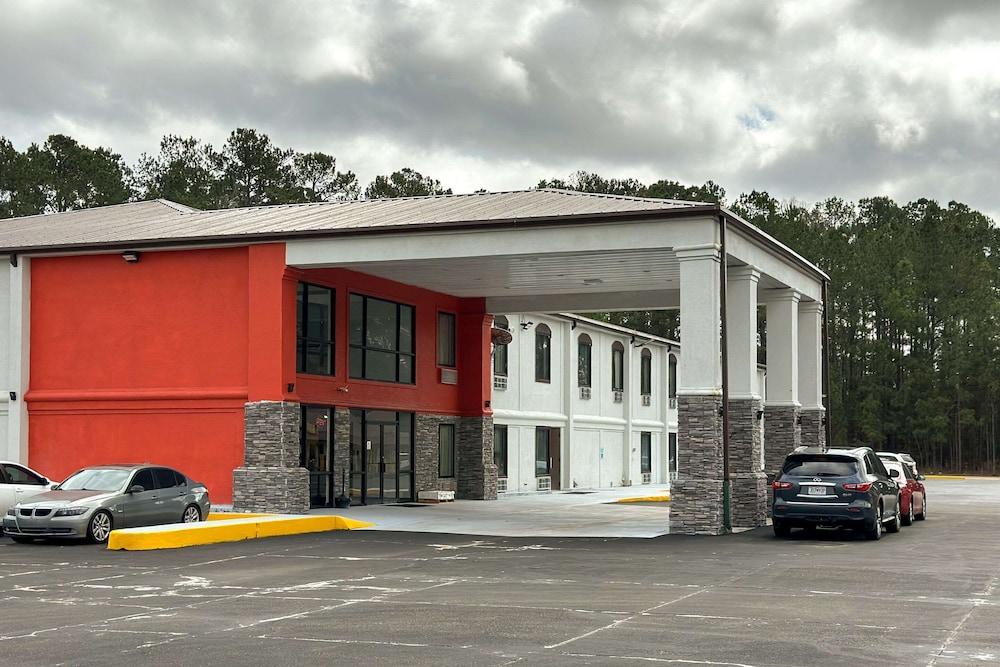 Quality Inn Hazlehurst photo 1