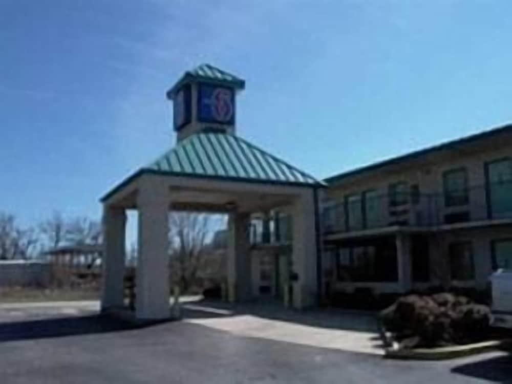 Motel 6 Bells, TN - Brownsville photo 36