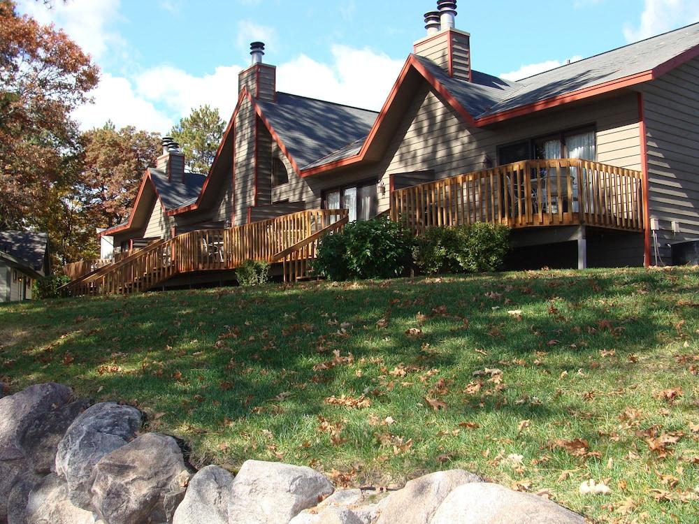 Kavanaugh's Sylvan Lake Resort photo 20
