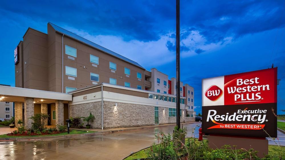 Best Western Plus Executive Residency Baytown photo 1