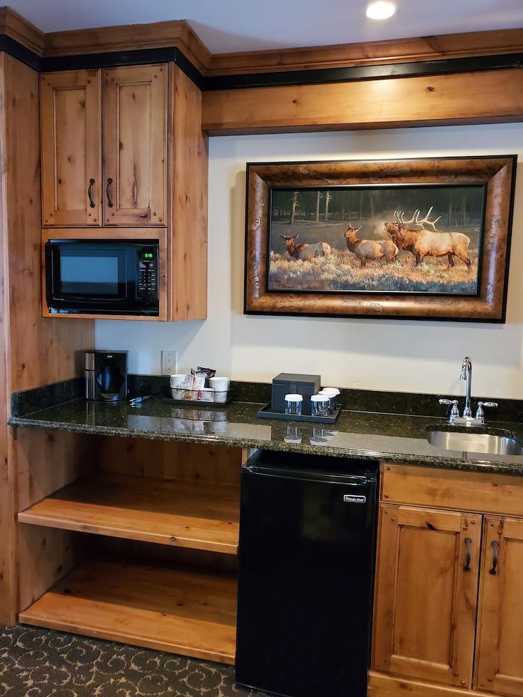 Parkway Inn of Jackson Hole photo 24