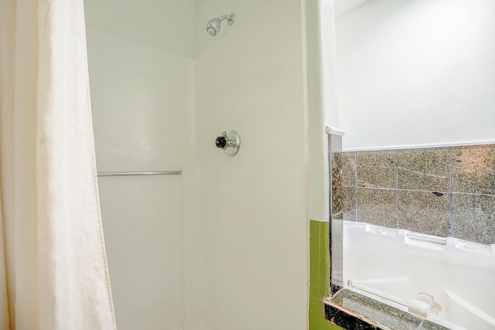 Day&Night Inn photo 37