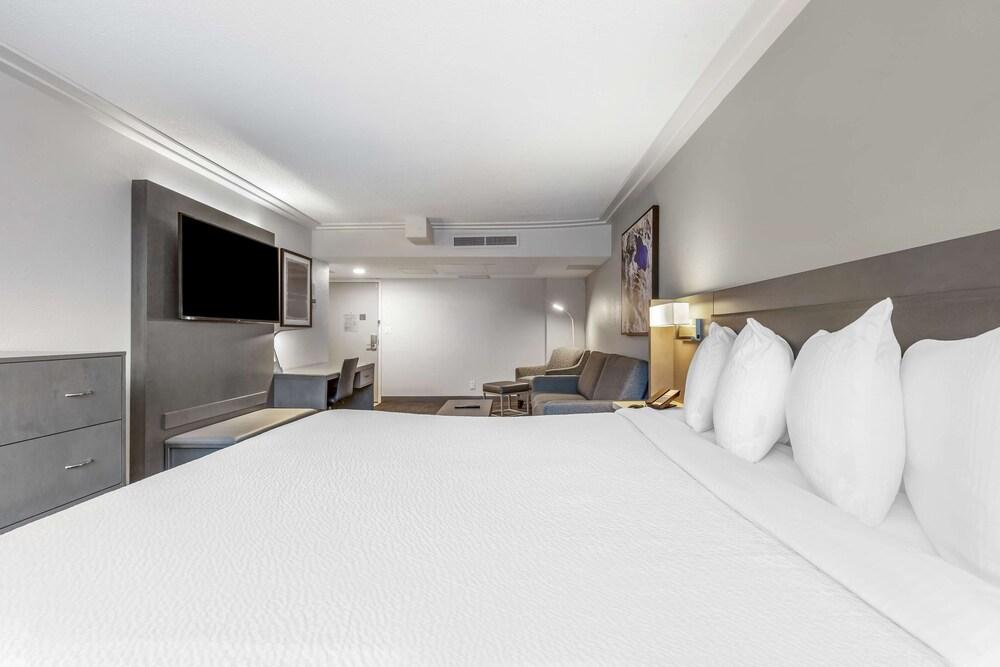 Best Western Premier Rockville Hotel & Suites photo 9