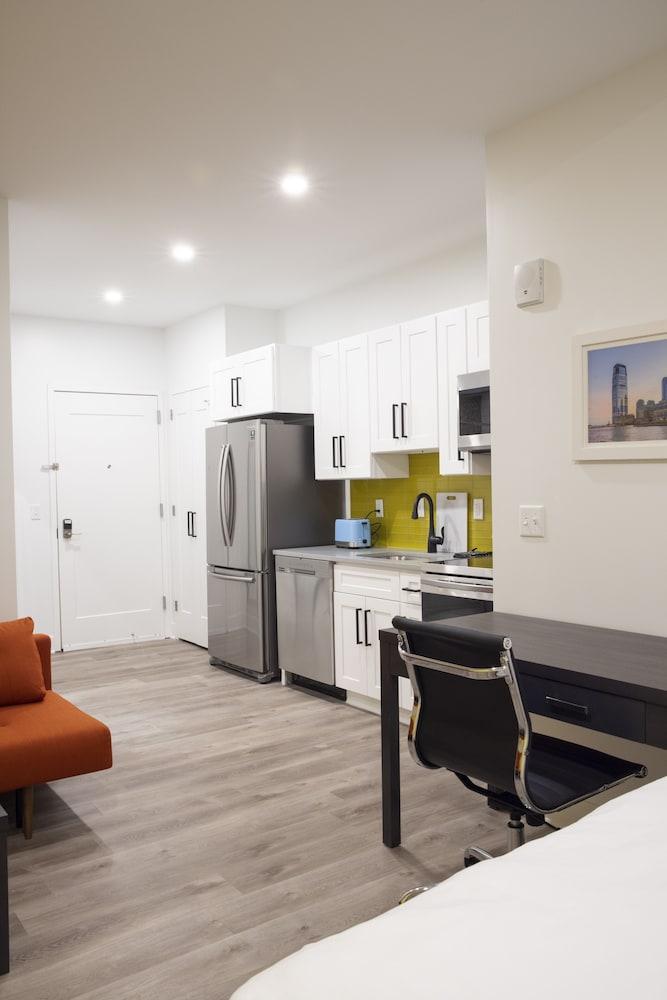 Peachtree Suites photo 14