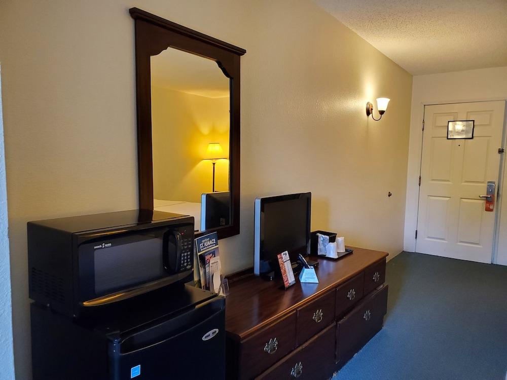 Voyager Inn photo 29