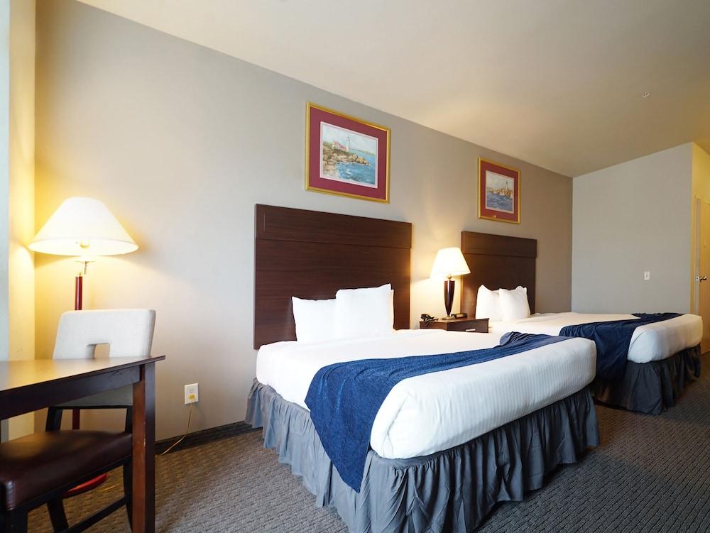 BayVue Hotel, Resort and Suites photo 43