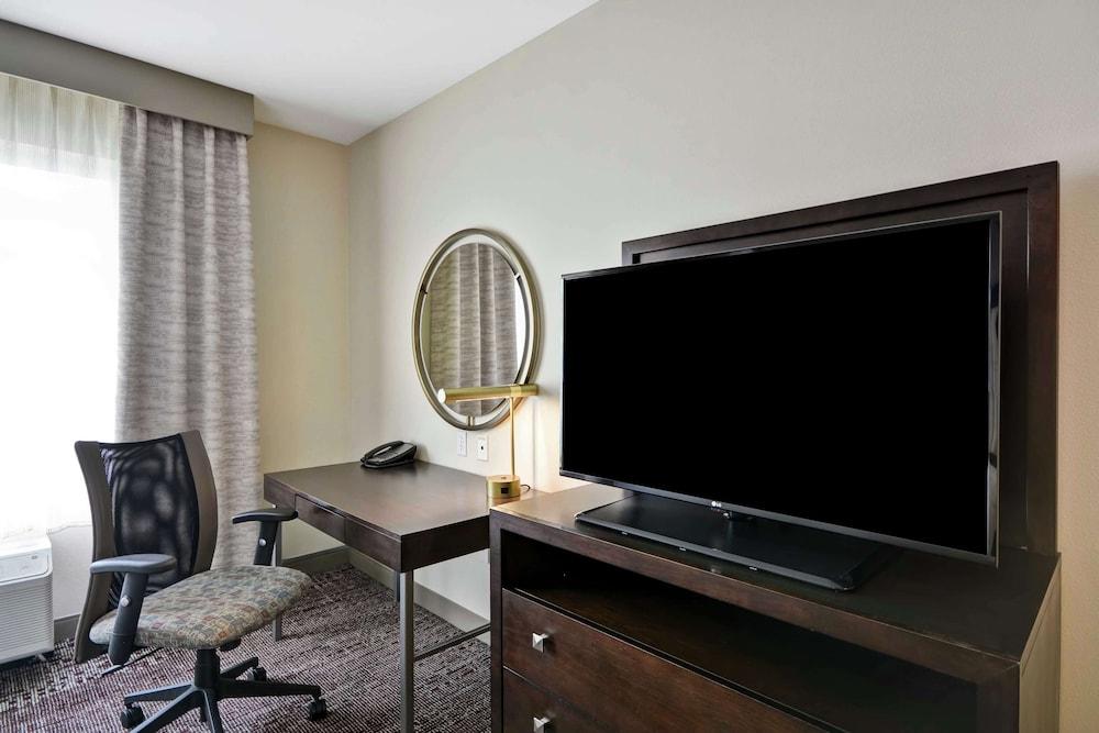 DoubleTree by Hilton Chicago Midway Airport photo 18