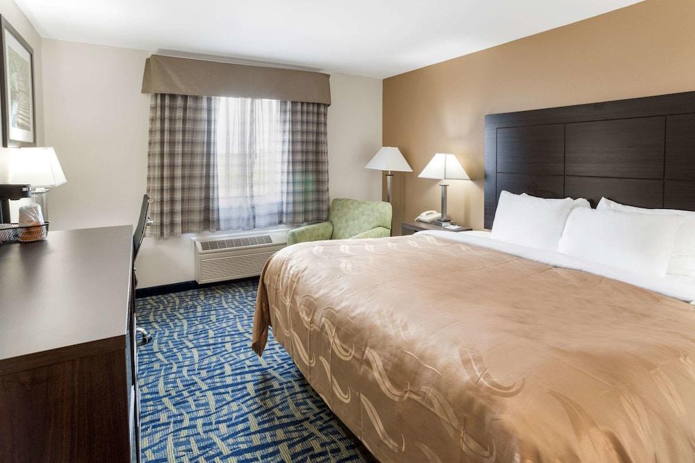 Quality Inn Rochelle photo 16