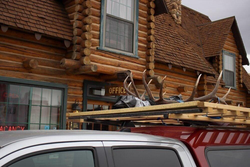 Twin Pines Lodge & Cabins photo 46