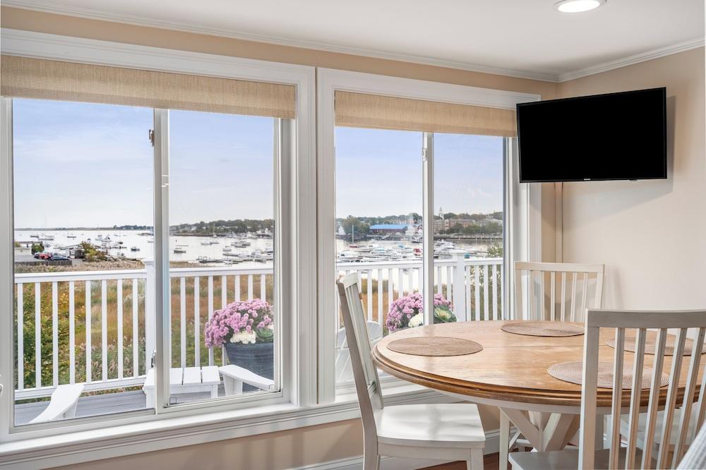 Guest House Suites photo 42