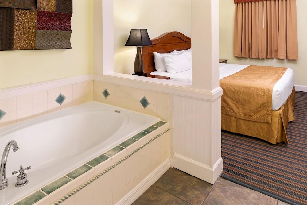 Hilton Vacation Club Grand Beach Orlando photo 33