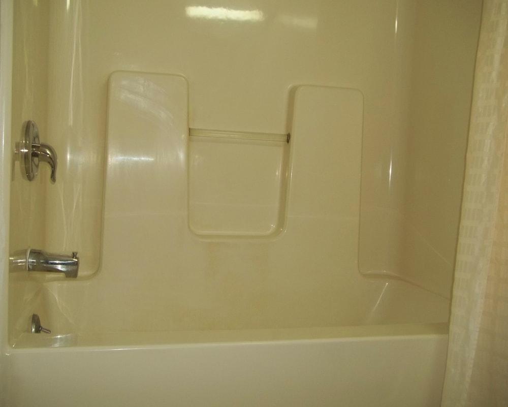 Royal Motel photo 7