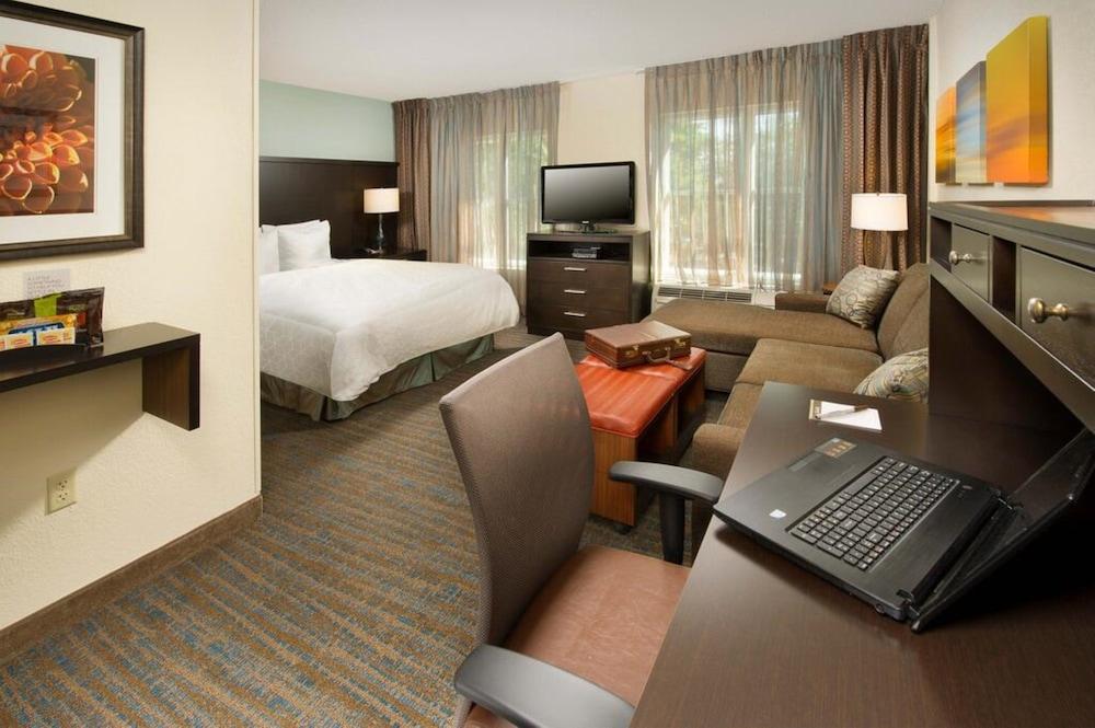 Staybridge Suites Chicago - Glenview by IHG photo 35