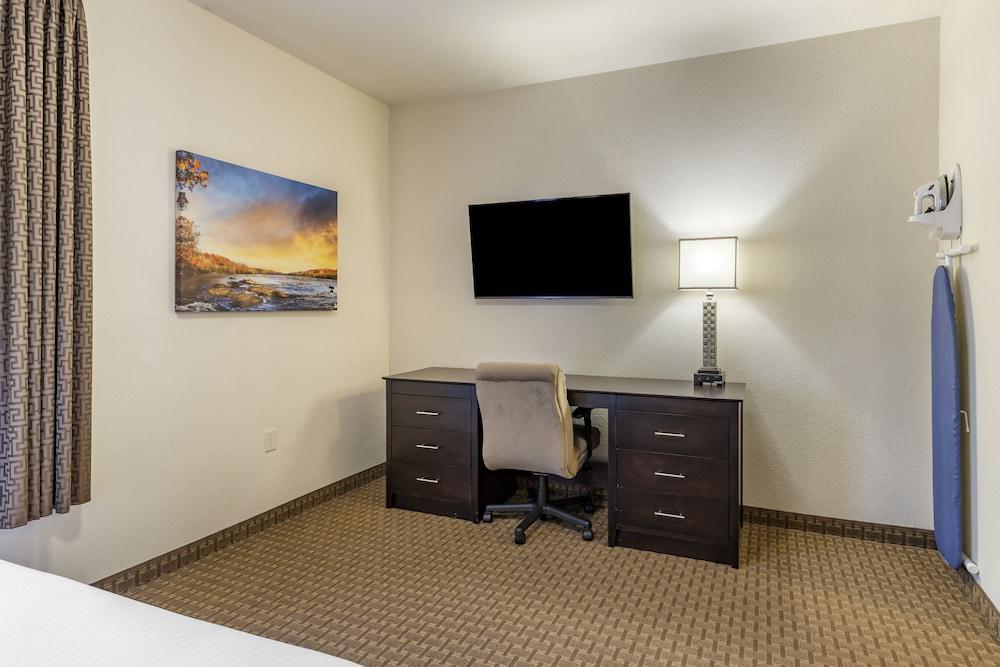 Stay-Over Suites photo 7