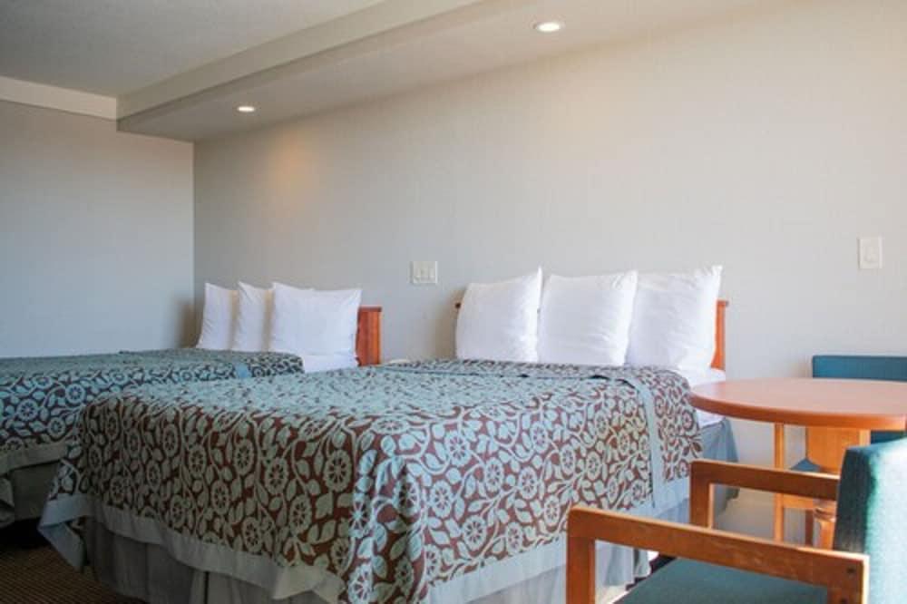 Days Inn by Wyndham Hillsboro TX photo 5