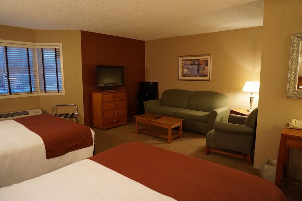 Findlay Inn and Conference Center photo 6