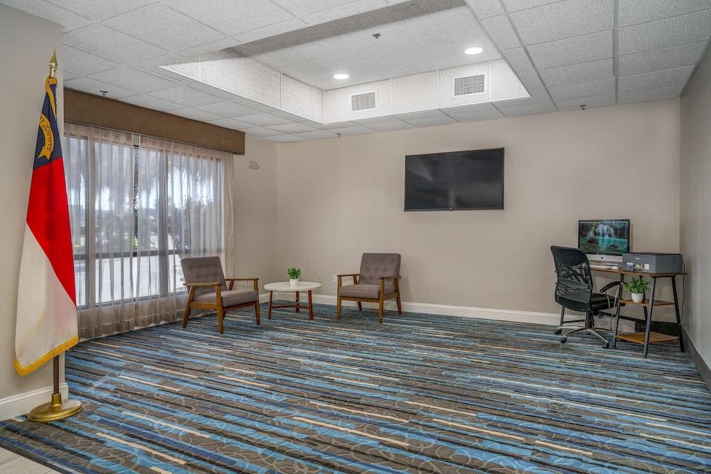 Best Western Plus Swansboro Emerald Isle photo 15