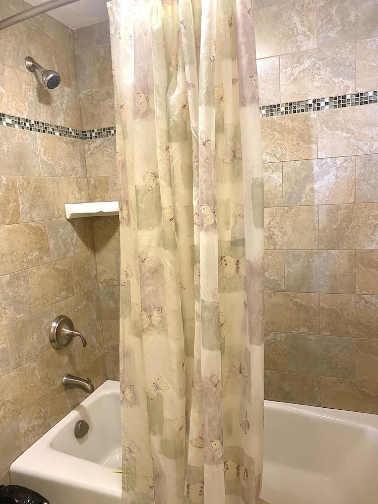 Tahoe Lakeshore Lodge & Spa photo 34