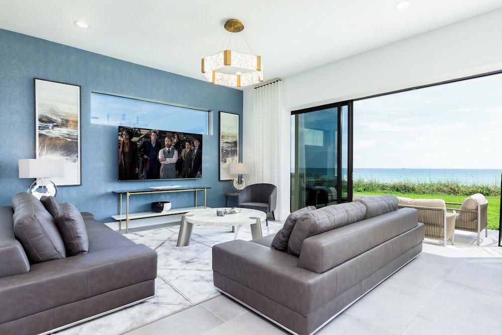 Harbor Island Beach Club by Villatel photo 58