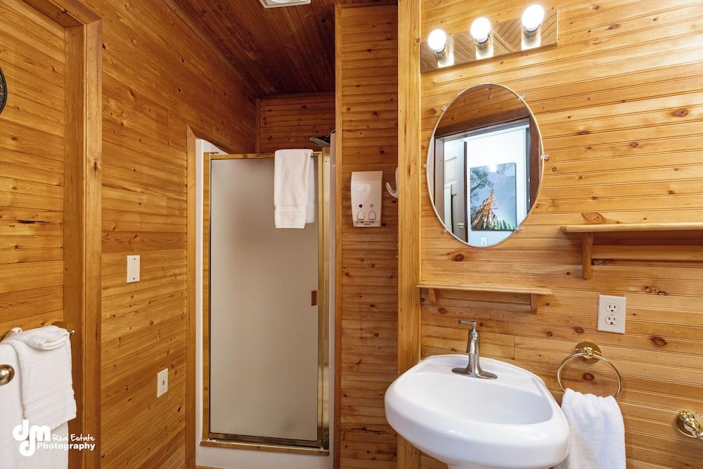 Talkeetna Denali View Lodge and Cabins photo 20