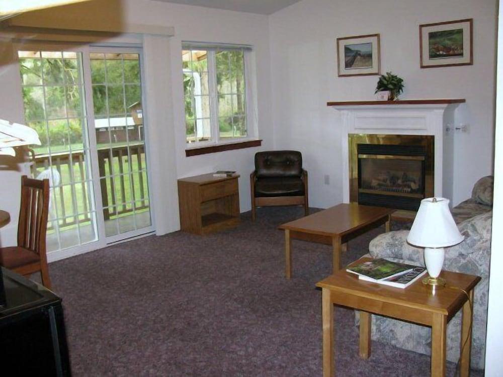 Rain Forest Resort Village photo 11