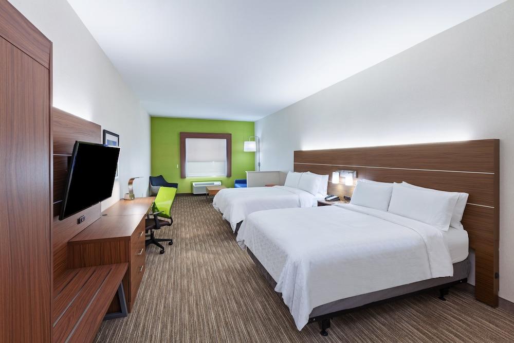 Holiday Inn Express and Suites Longview South I20 by IHG photo 6