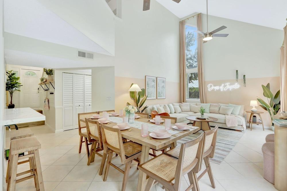 Jupiter Beach House photo 50