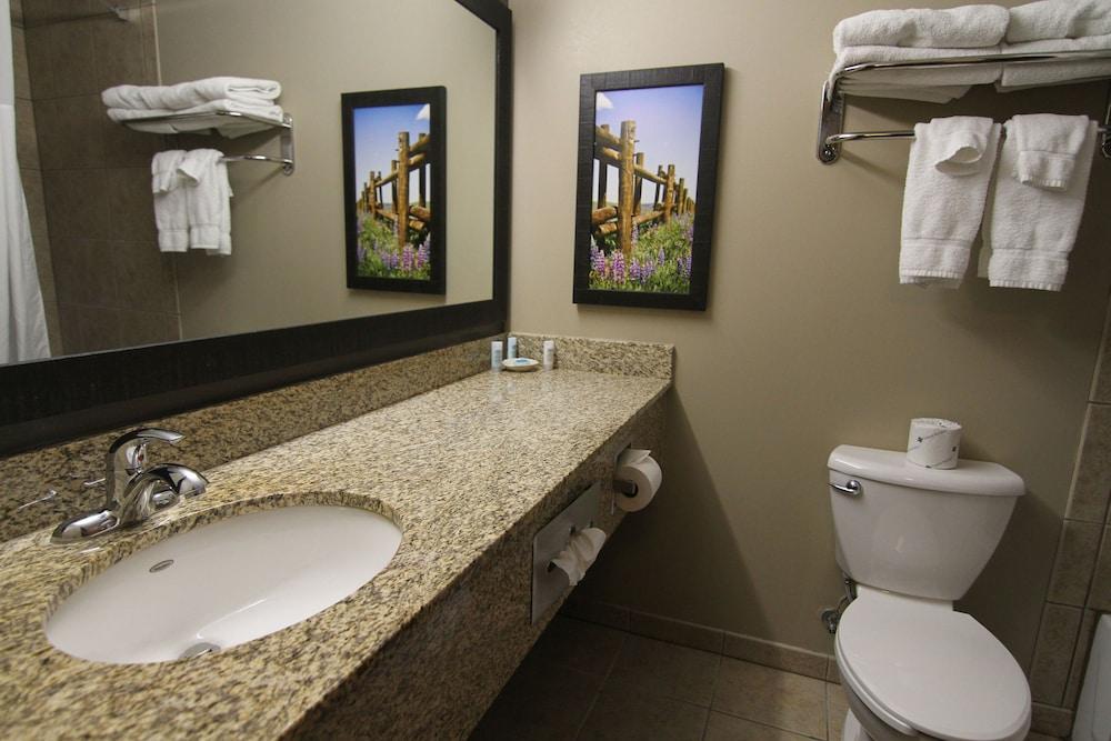 Casper C'mon Inn Hotel & Suites photo 17