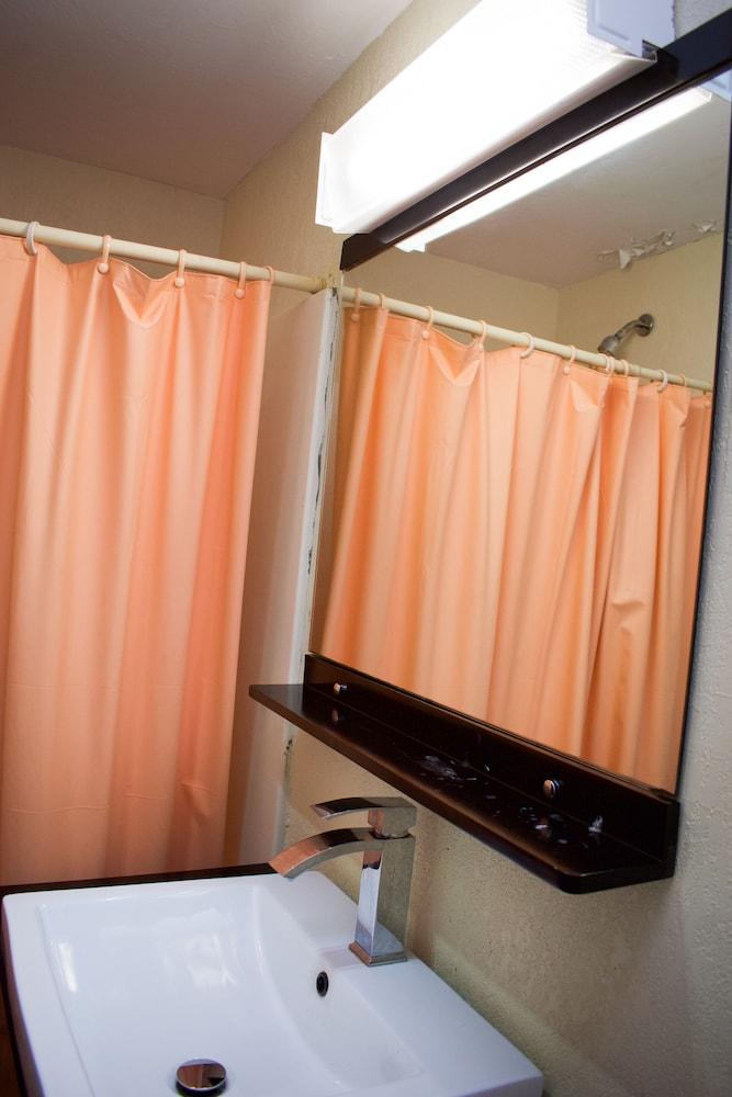 Travel Inn photo 20