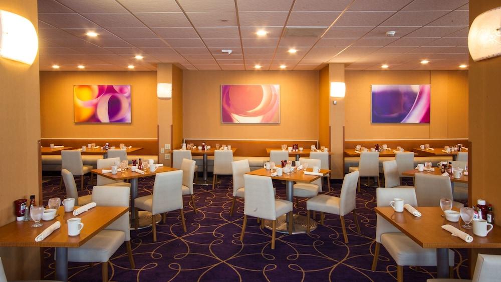 Wyndham Rochester Downtown photo 20