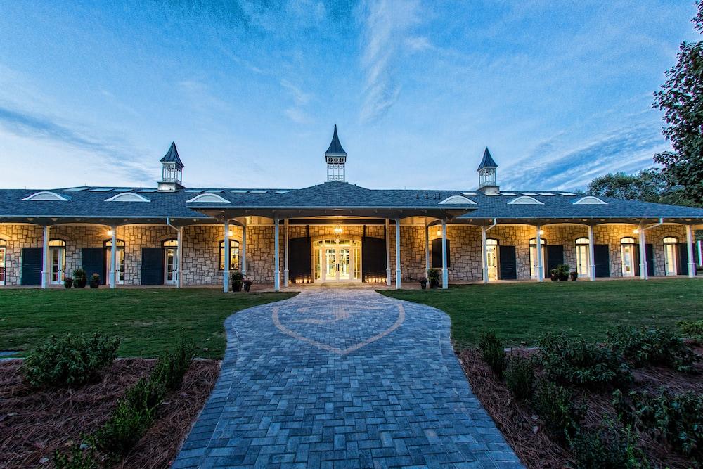 Foxhall Resort photo 10