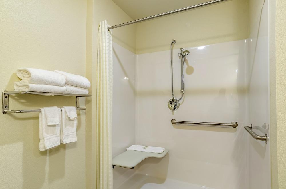 Cobblestone Inn & Suites - Vinton photo 42