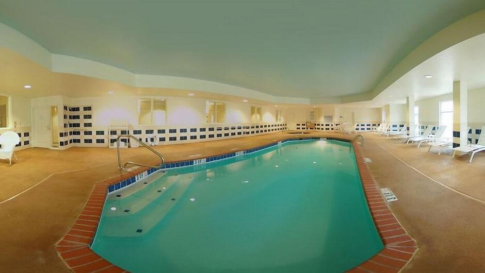 Comfort Suites near Hot Springs Park photo 27