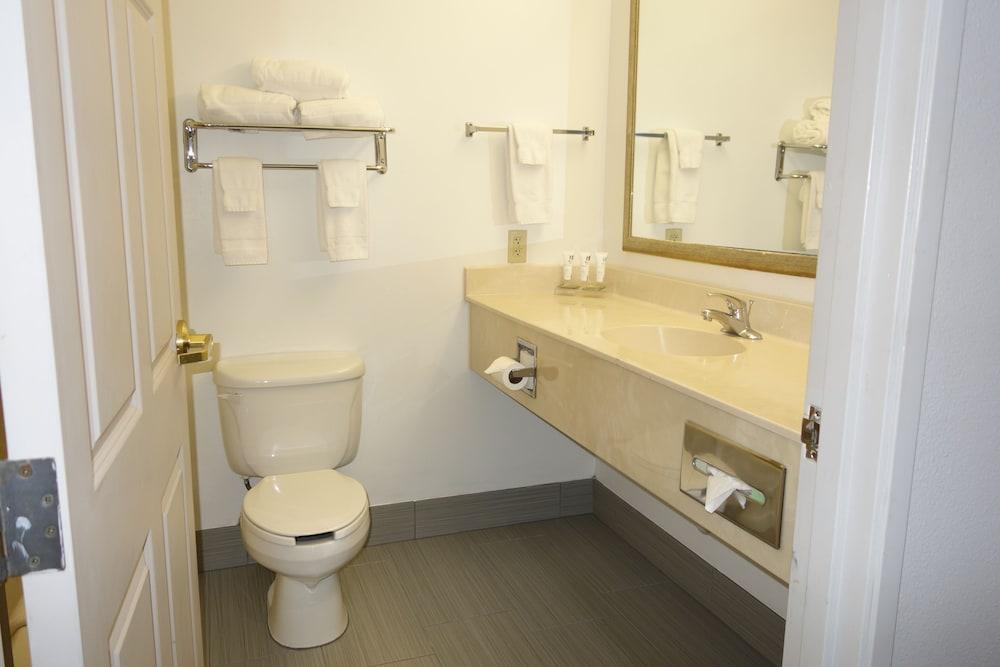 Country Inn & Suites by Radisson, Round Rock, TX photo 14