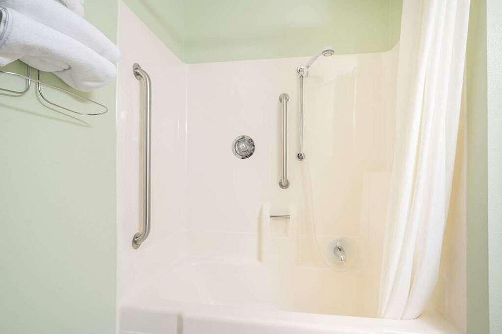 Bison Inn and Suites photo 7