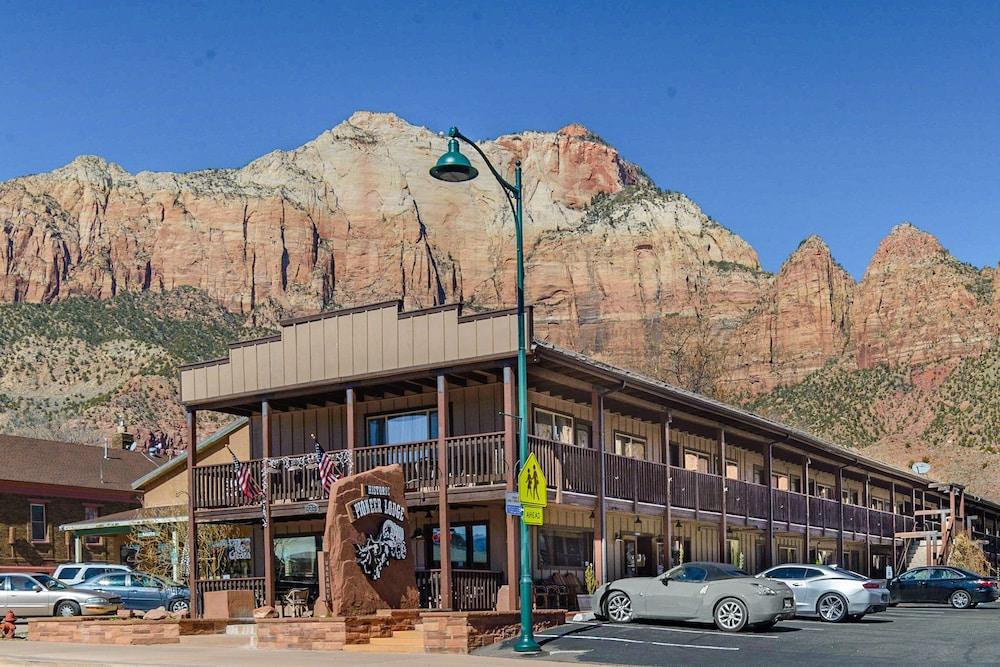 Petty Ranch Inn photo 9