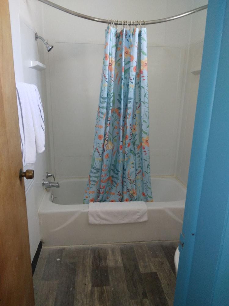 Capri Motel photo 23