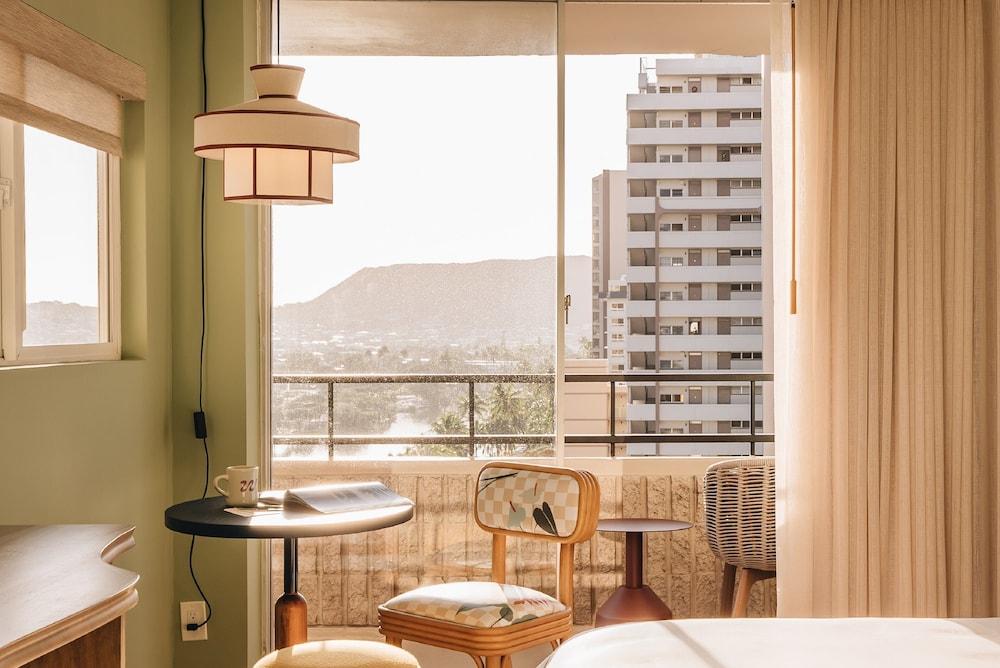 Wayfinder Waikiki photo 25