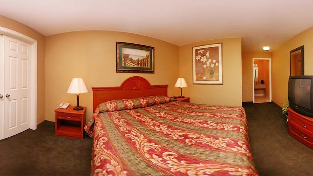 Econo Lodge Downtown photo 6