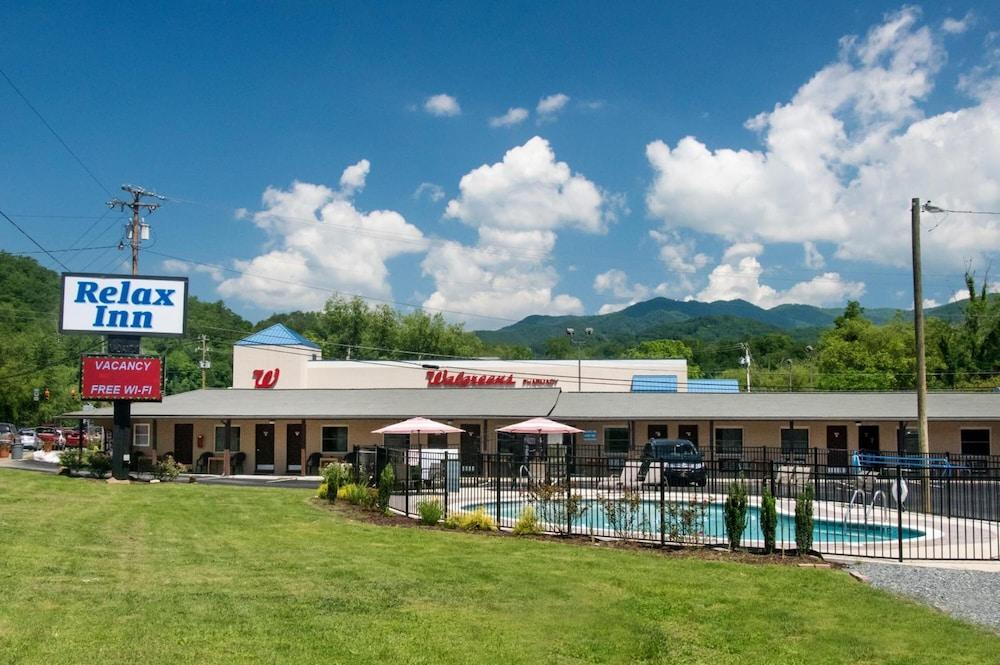 Relax Inn photo 31